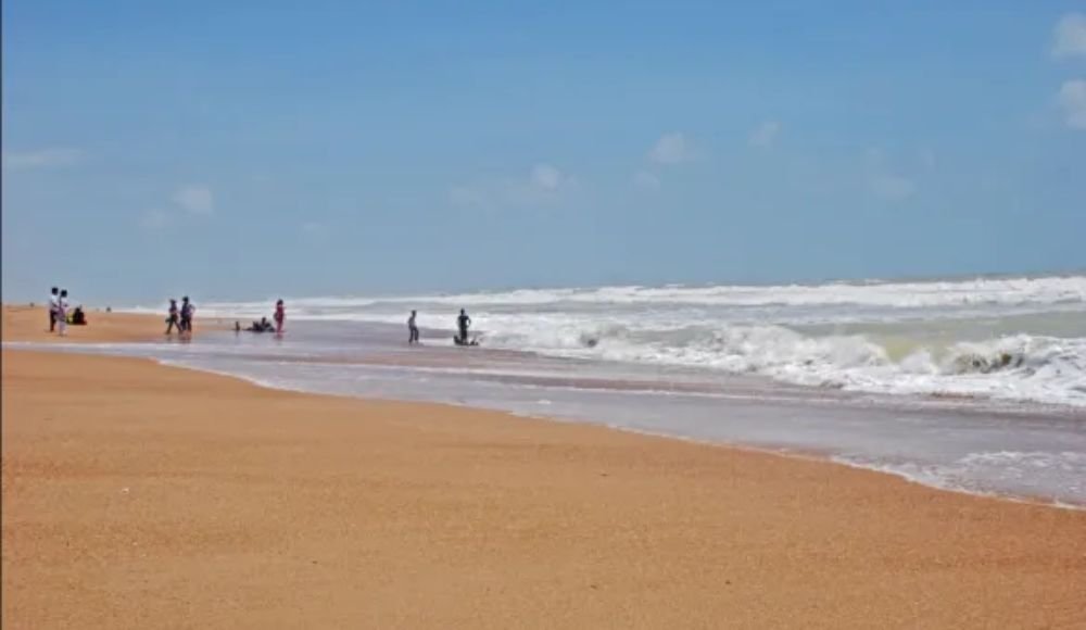 Sandspit Beach